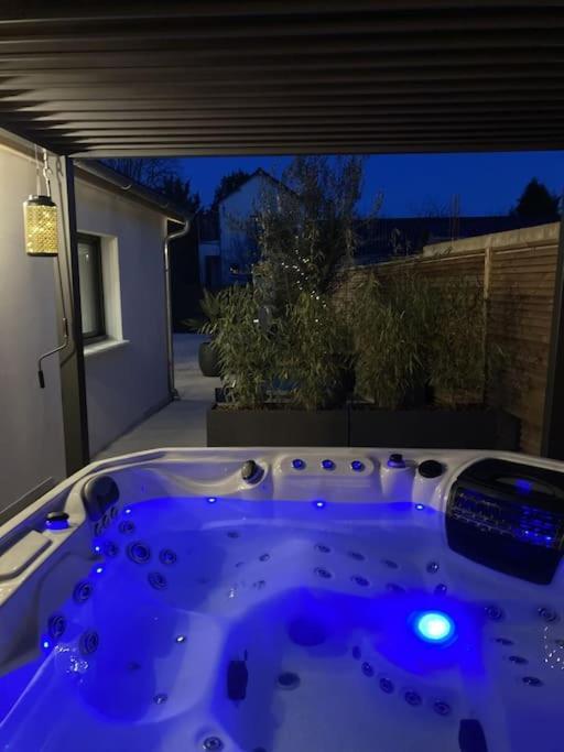 & Serenite, Aux Portes De Et De Paris Holiday home *
